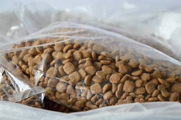 How Safe Is Repacked Dog Food? - Good Dog People™