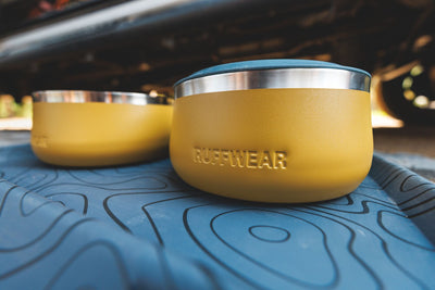 Ruffwear Basecamp™ Sound-Dampening Hard-Sided Dog Bowl (Cattail Tan)