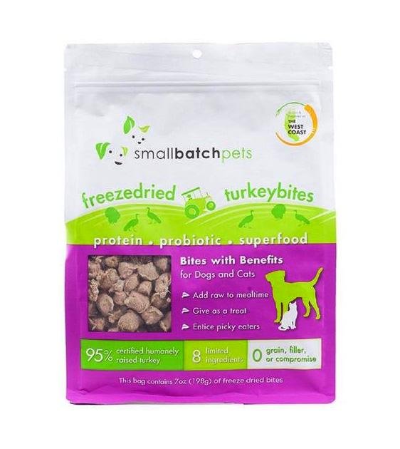 Small Batch Freeze Dried Turkey Bites Cat Dog Food Mixer SG