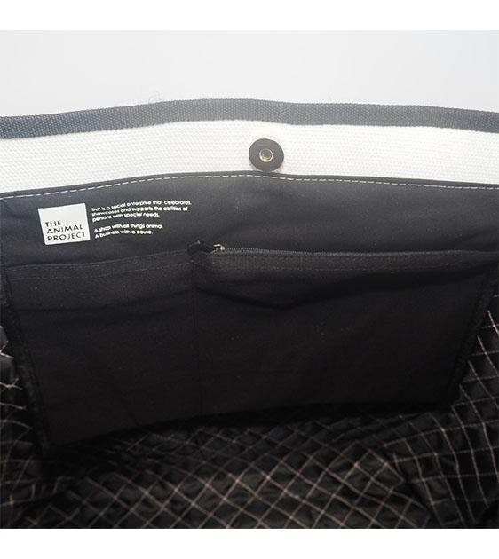 The Animal Project Resort Totes (Animals In Turquoise By Jun-Yi)